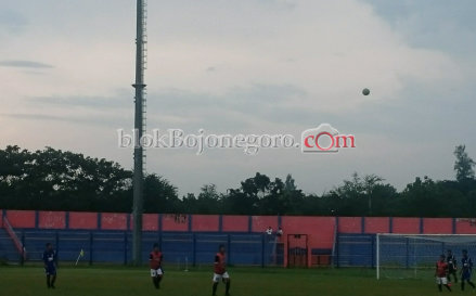 Laga Uji Coba, Blimbing FC Tahan Imbang Persibo